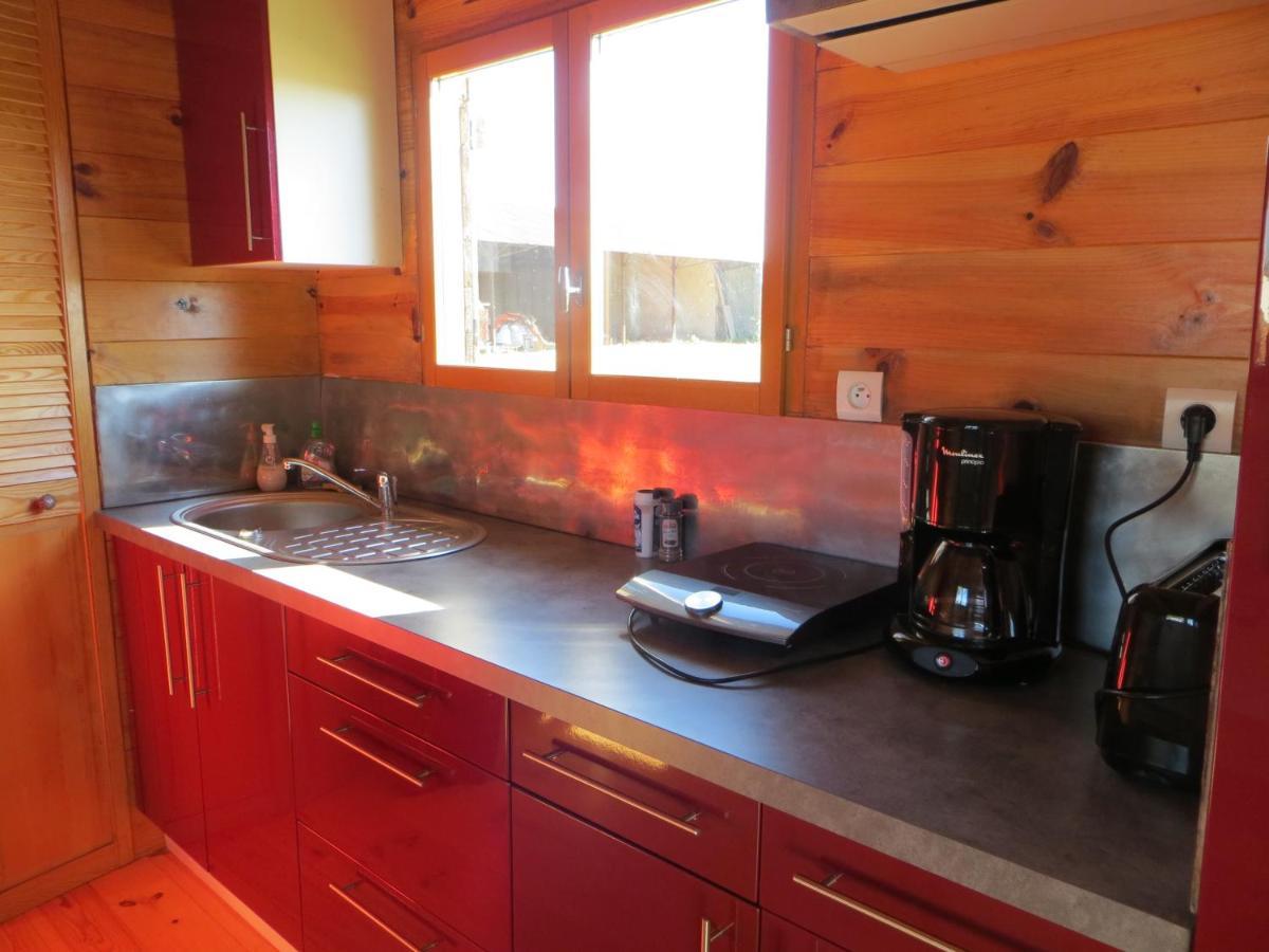 La Ferme De L'Isle Et Sa Roulotte Bed & Breakfast Avaray ภายนอก รูปภาพ