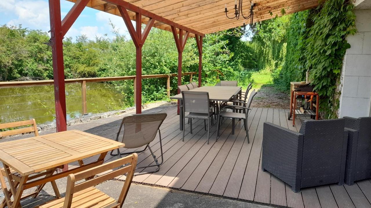 La Ferme De L'Isle Et Sa Roulotte Bed & Breakfast Avaray ภายนอก รูปภาพ